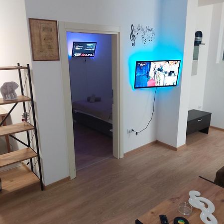 Apartman Muzika Jagodina Esterno foto
