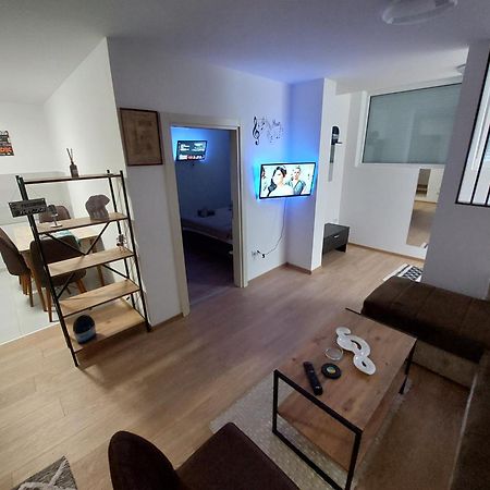 Apartman Muzika Jagodina Esterno foto