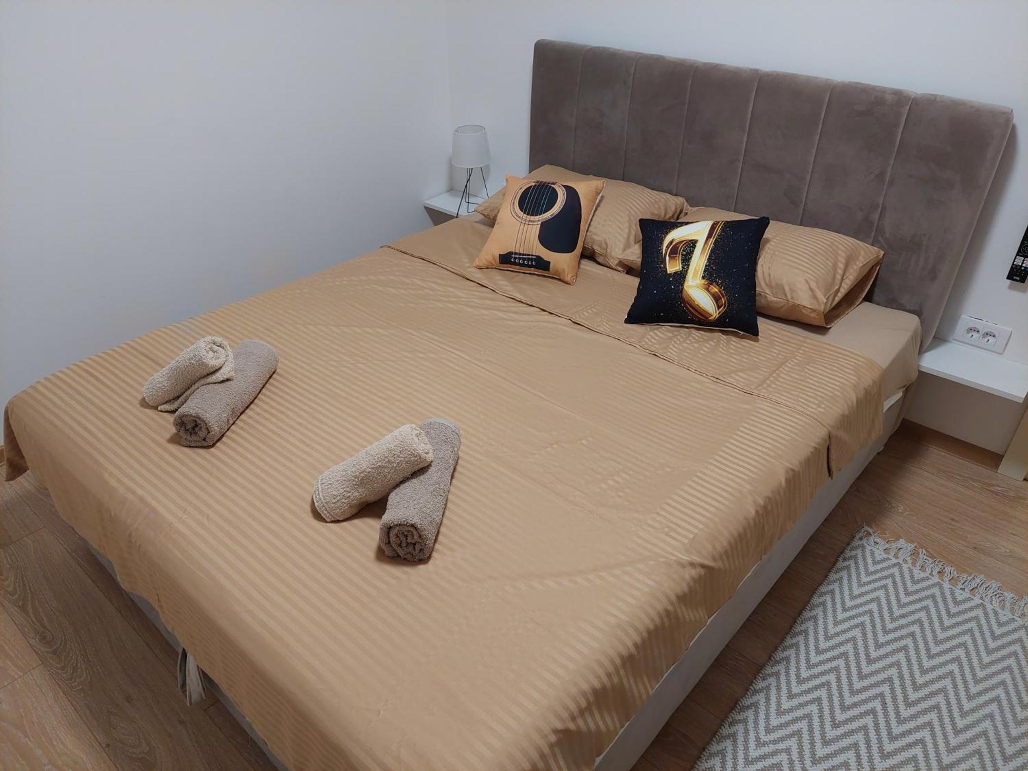 Apartman Muzika Jagodina Esterno foto